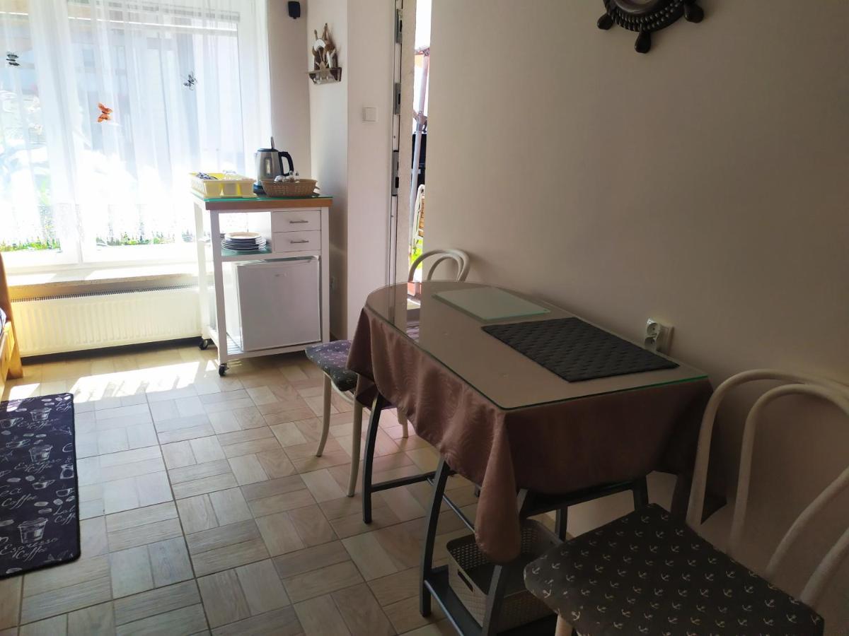 Pokoje Pod Zaglami Appartamento Świnoujście Esterno foto